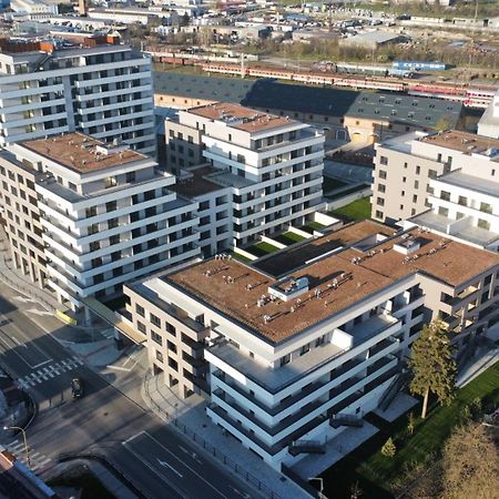 M&M2 Apartment Near Center With Free Parking - Ac Кошице Екстер'єр фото