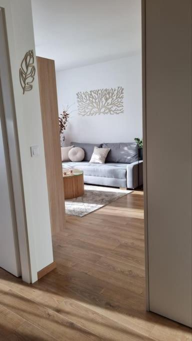 M&M2 Apartment Near Center With Free Parking - Ac Кошице Екстер'єр фото